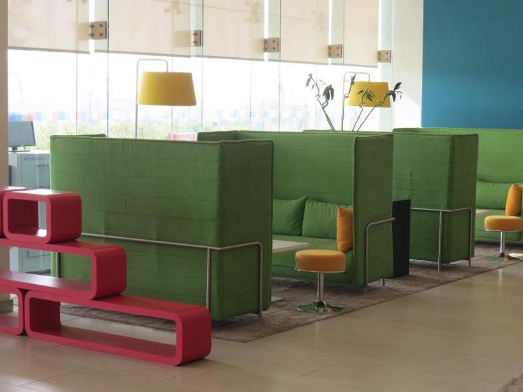 Park Inn By Radisson Gurgaon Bilaspur Манесар Екстериор снимка
